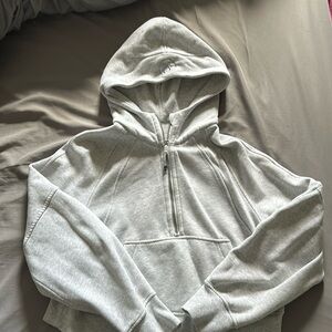 Lululemon light grey scuba crop